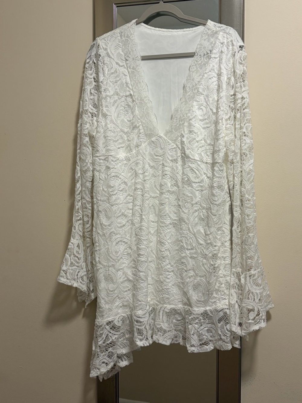 SHEIN White Lace V-Neck Long Sleeve Wedding Dress Cover-Up